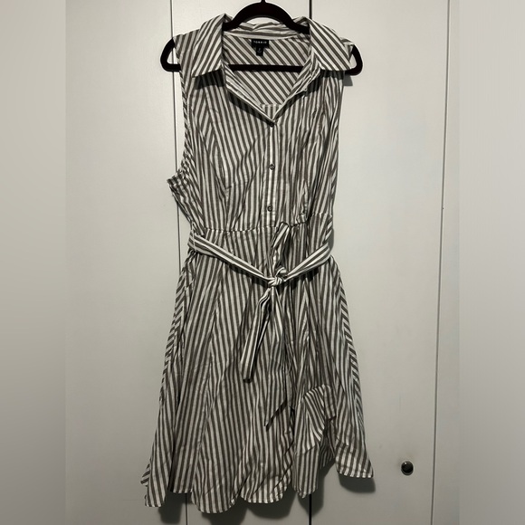 Torrid Taupe & White Stripe Poplin Shirt Dress in 2X - Picture 3 of 7